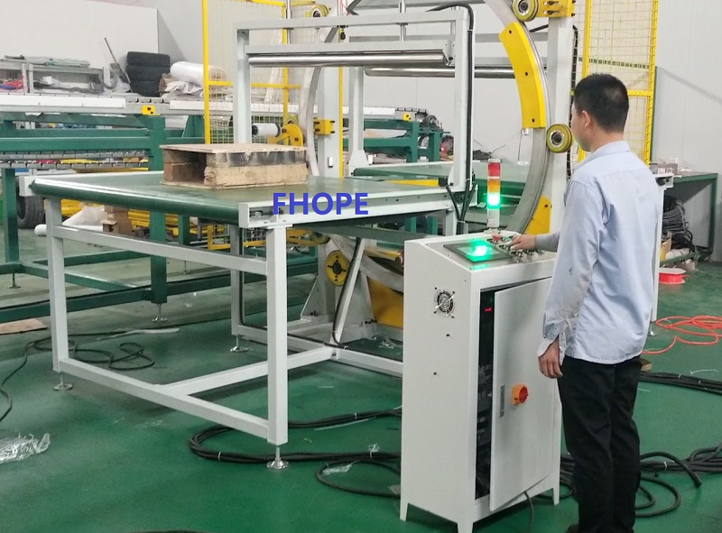 Orbital stretch wrapper for short package