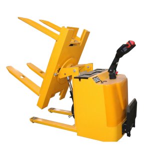 Mobile pallet turner